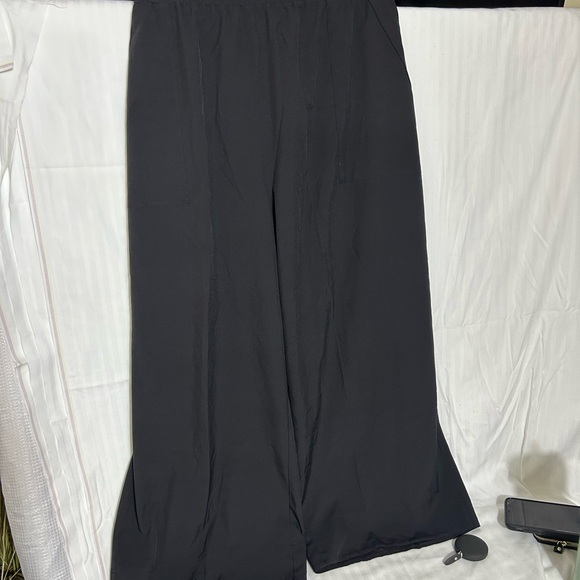 Old Navy, white leg dress pants size 2X - Picture 3 of 4